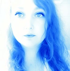 Meet your Posher, Leeanna